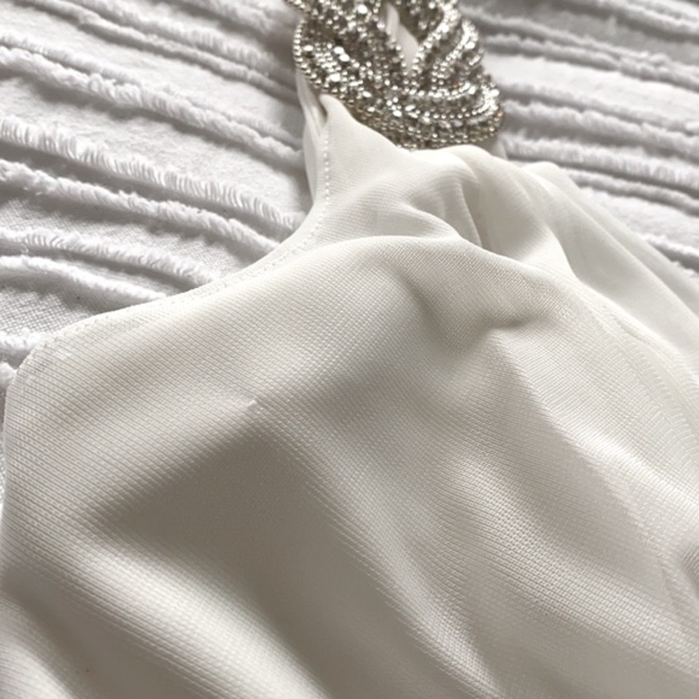 Cache White One Shoulder Cocktail Dress - Picture 16 of 17